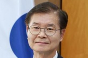 이정식 장관  노동계 ‘동투’에 “노사 불문하고 불법행위 엄정 대응”