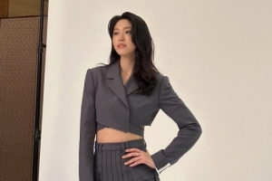 167㎝에 46㎏ 몸매는 이렇습니다…설현 크롭티 자태