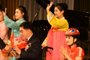 북한 ‘세계 장애인의 날’ 기념공연