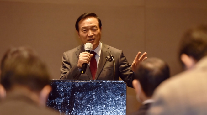 임태희 경기도교육감이 14일 수원과학대학교에서 열린 한국 사립초중고 법인협의회 경기지회 정기회의에서 사립학교와 교육청 간 소통을 강조하고 있다. 경기도교육청