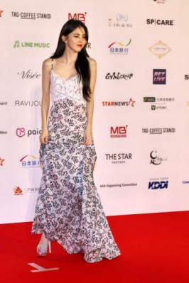 한국 배우 한소희가 13일(현지시간) 일본 아이치현 나고야에서 열린 ‘2022 AAA(Asia Artist Awards)’ 레드카펫 행사에 참석하고 있다. UPI 연합뉴스