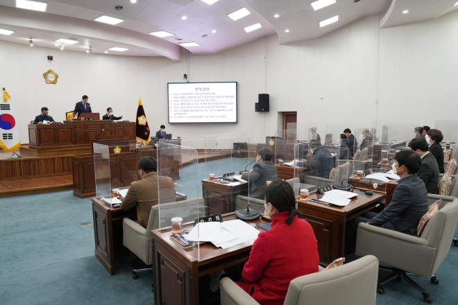 하남시의회는 21일 제317회 제2차 정례회 제3차 본회의를 끝으로 올해 공식 의사일정을 마무리했다. 하남시의회 제공