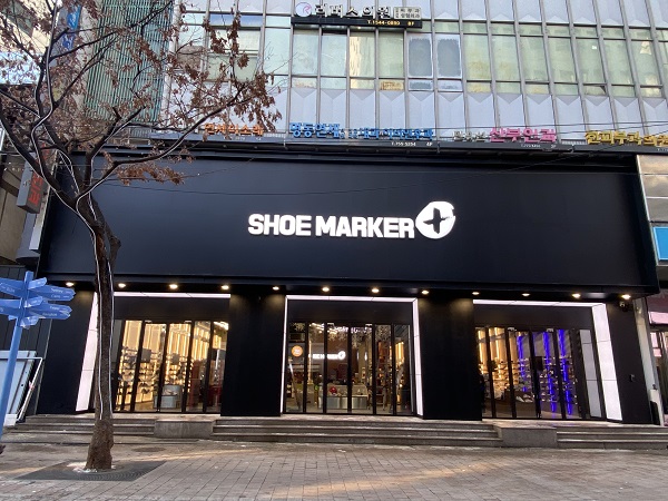 全国規模の靴ブランド「シューメーカー」が「シューメーカープラス明洞」をオープン