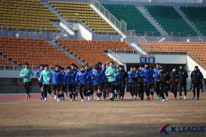 올해 초 창원에서 전지훈련한 인천 유나이티드. 한국프로축구연맹 제공