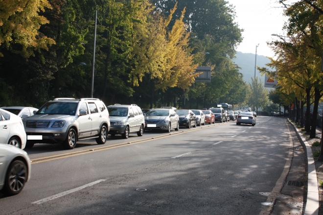 출근 시간대 남산 소월로 시내진입 차량 정체 사진. 서울시의회 제공