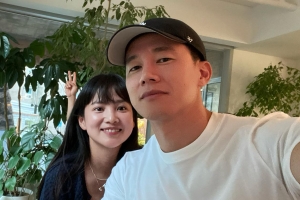 김무열♥윤승아, 결혼 7년만에 첫 임신…초음파 사진 공개