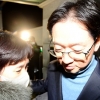 대선 여론조작 김경수 “억지 선물”에 與 “뻔뻔하다”