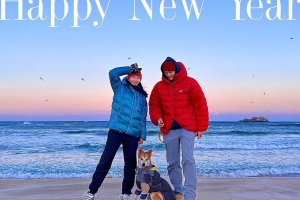 이기우, ‘♥9살 연하’ 아내 처음 공개… 바닷가 찾은 ‘세 가족’