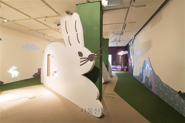 서울 종로구 국립민속박물관에서는 토끼의 해를 맞아 ‘새해, 토끼 왔네!’ 특별전이 진행 중이다.  류재민 기자