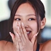 블랙핑크 제니 배우 데뷔작 공개 임박…양성애자?