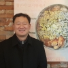 ‘3000원 김치찌개’ 3호점까지 낸 이문수 신부, “이런 식당이 필요없는 사회가 되길”
