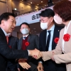 윤핵관 권성동, 당대표 불출마 선언 날… 김기현 ‘국민공감’ 의원들 만나 세 과시