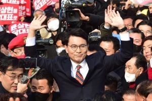 윤상현, TK서 “수도권 진격” 당 대표 출마…안철수와 연대 가능성