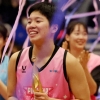 女농구 3년 만에 별들의 전쟁… 핑크스타 5연승