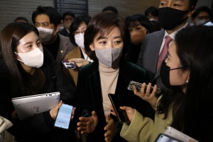 홍준표, 나경원 또 저격…“간보기하겠다는 건가”