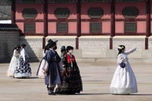 설 연휴에 궁·능·유적 무료 입장하고 복 주는 그림도 받아요