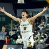 45초 전 정희재 역전 3점포… LG, DB 꺾고 원정 7연승