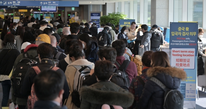 다시 북적대기 시작한 인천공항. 서울신문 포토라이브러리.