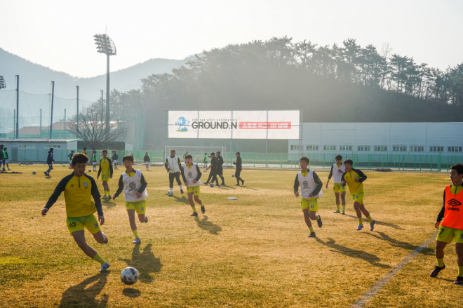 남해군 이달 11일부터 2월 2일까지 초중등 동계 스토브리그 축구대회 개최.