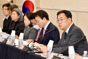 與, 국정원 대공수사권 ‘유지’ 여론전…“간첩수사 노하우 손발 묶일 것”