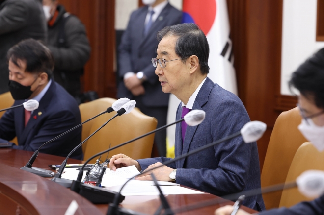 한덕수 국무총리가 19일 오전 정부서울청사에서 열린 국정현안관계장관회의에 참석, 발언을 하고 있다. (사진=연합뉴스)