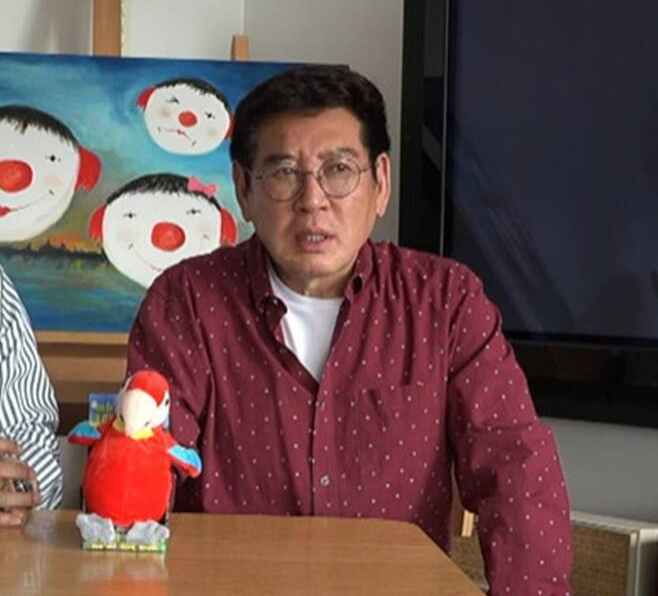 A portion of the screen of Hyunggi Cho's YouTube channel 'Neighborhood TV'