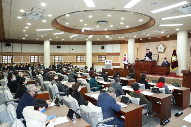 20일 열린 고양시의회 본회의 모습