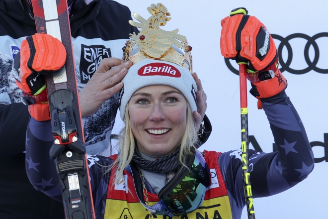 마케일라 시프린이 린지 본을 뛰어넘어 알파인 스키 월드컵 여자부 83승의 신기록을 세운지 하루 만인 25일 1승을 더하며 최다승 기록을 84승까지 늘렸다.  AP 얀합뉴스