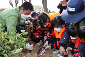 “사람·자연·도시가 융합된 녹색공간, 시민 삶의 질 높일 것”