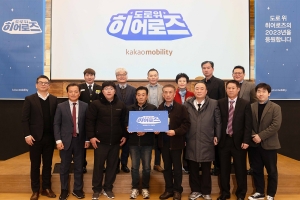 독거노인 승객 수년 간 도운 택시기사, ‘도로 위 히어로’ 됐다