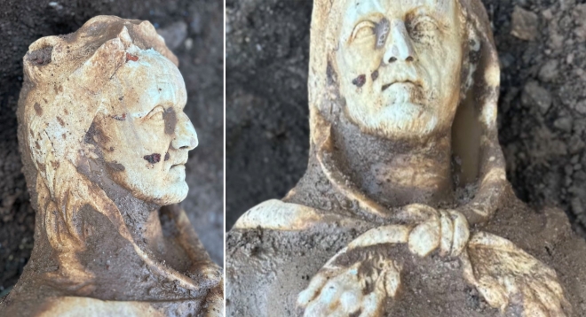이탈리아 로마 아피아 가도 근처에서 최근 하수도 수리 작업 중 발굴된 헤라클레스 대리석 조각상. 2023.1.27 아피아 안티카 고고학 공원 페이스북 캡처
