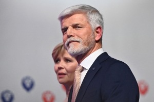 체코, ‘친서방·우크라 지지’ 정권 탄생…파벨 전 나토 장군 대통령 당선