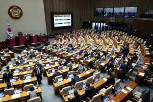 野 단독 표결로 양곡법 본회의 올려…여야 극한 대치 이어지나