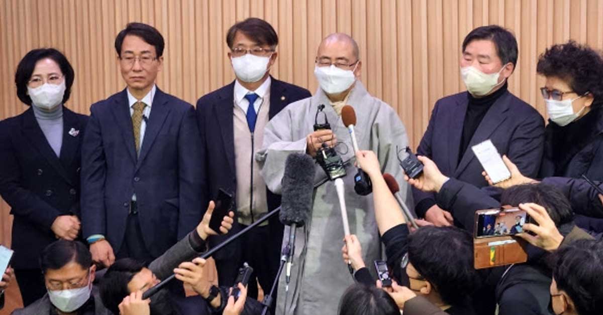 日本「反日＝無罪」の公式は破られている…浮石寺仏像返還の判決に嵐