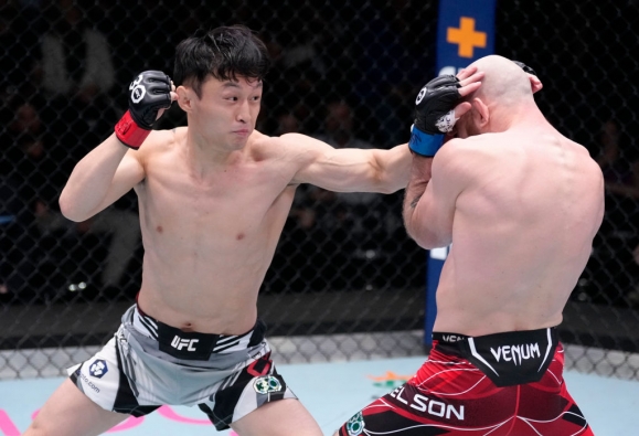 ‘코리안 슈퍼보이’ 최두호, UFC 복귀전 아쉬운 무승부