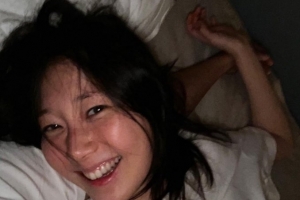 이유영 ‘팔베개’ 연인 맞다 “열애중♥”