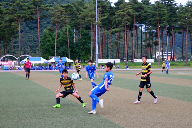 지난해 8월 울진에서 개최된 ‘2022 추계 전국 중등 축구대회’ 경기 모습.