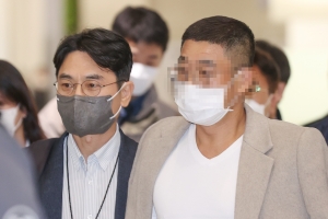 김성태 최측근들 귀국…‘대북송금·횡령·배임 의혹’ 수사 탄력받을 듯