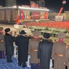 북한 심야 열병식서 신형 ICBM 행렬, 전술핵운용부대 과시