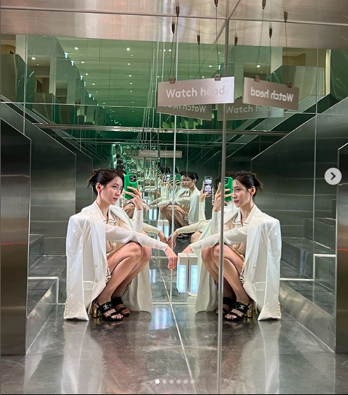 배우 박지현이 우아한 매력을 발산했다. SNS 캡처