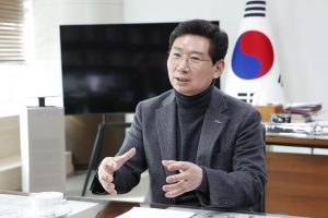 “글로벌 반도체 도시로 도약하는 용인… 창의적 정책으로 혁신”