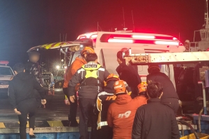 복어 먹고 전신마비 증세… 선원 3명 병원 이송