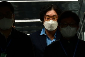 檢, 김성태 ‘돈세탁’ 의혹도 추적…‘금고지기’ 구속수사 이어갈 듯