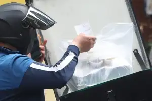 플랫폼 종사자들 “울며 겨자먹기식 계약…거부하면 일 못해”