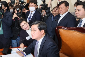 野 ‘노란봉투법’ 환노위 단독 처리…與·재계 반발 속 尹 거부권 시사