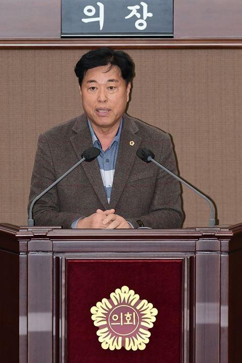 제316회 임시회 제2차 본회의 5분 발언자유 발언을 하는 송도호 의원