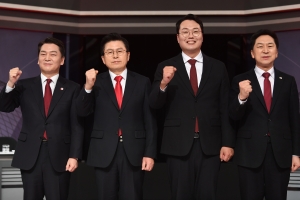 ‘친윤 주자’ 金 거세게 몰아세운 안·천·황...與 전대 3차 TV 토론회 승자는?