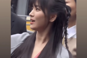 송혜교, 밀라노서 월드클래스 미모·인기 입증