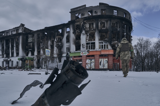 A Ukrainian soldier walks along a street in Bakhmut, Donetsk region, Ukraine, Sunday, Feb. 12, 2023. (AP)