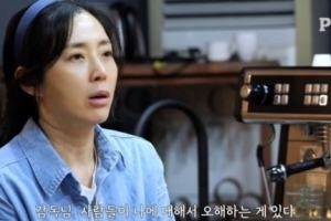 ‘설경구♥’ 송윤아 눈물…“사람들, 날 오해하고 있어”